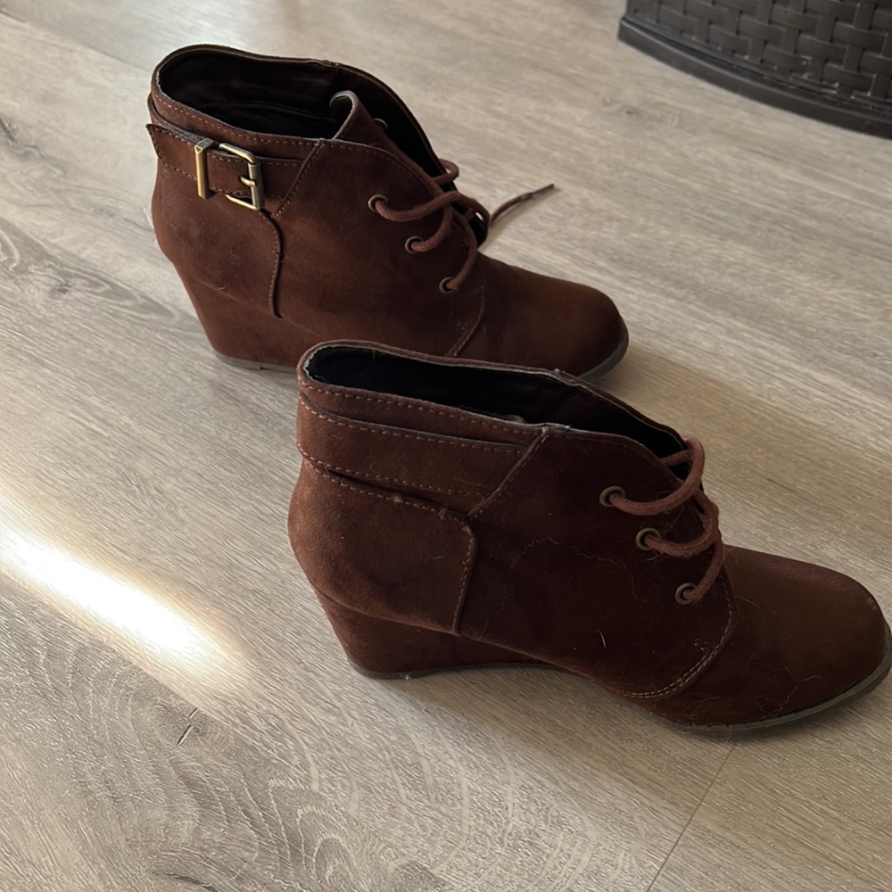 Booties - Picture 3 of 5